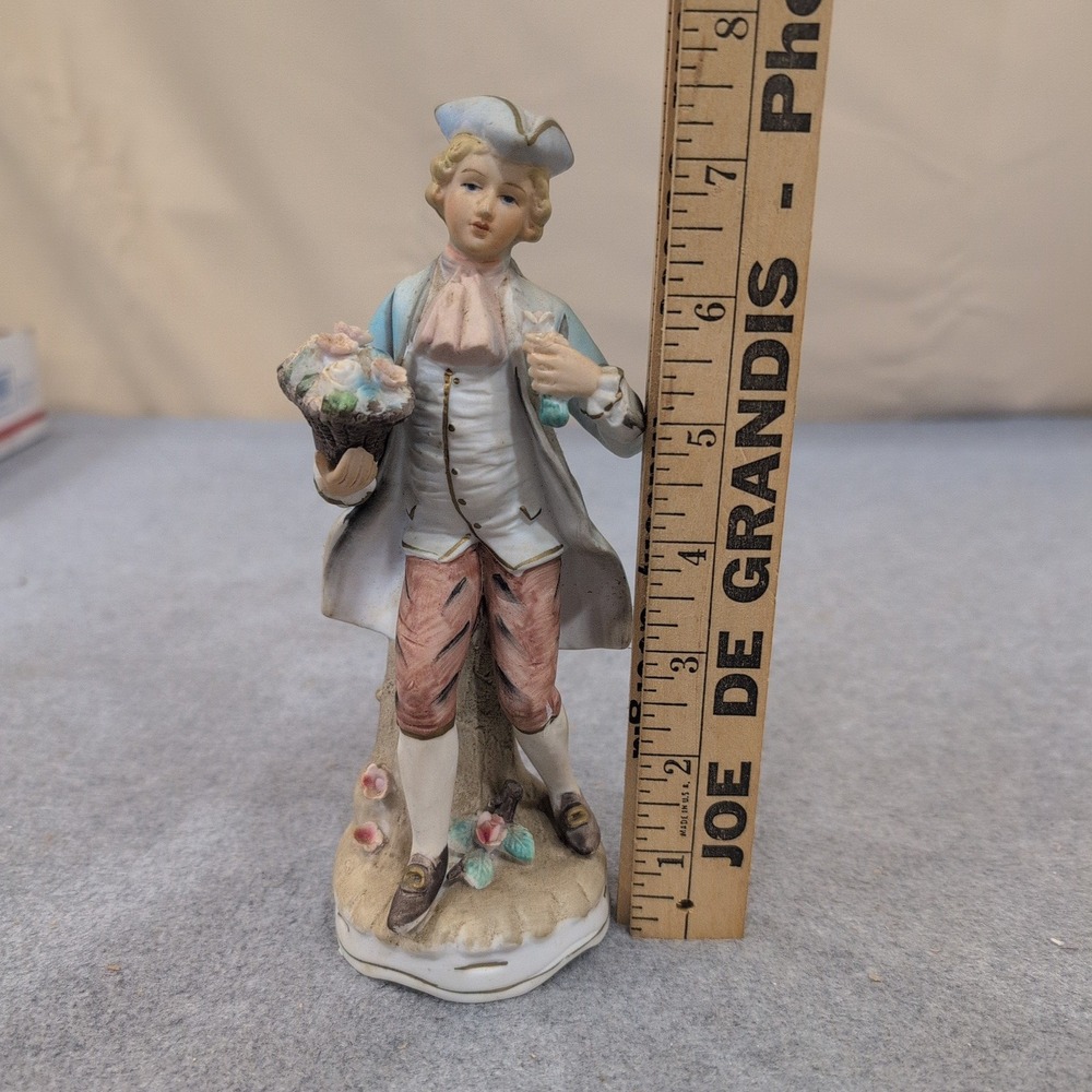 Vintage Hand Painted Porcelain Colonial Man Figurine with Flower Basket Blue - Picture 4 of 4